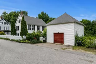 17 Cliff St, Somersworth, NH 03878 - Photo 2