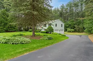 8 Rocky Hill Rd, Litchfield, NH 03052 - Photo 4