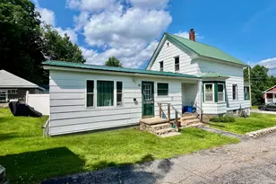 265 Norway St, Berlin, NH 03570 - Photo 2