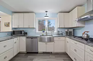 2 Marblehead Rd, Windham, NH 03087 - Photo 12