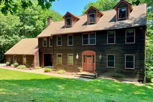6 Gaslight Ln, Kensington, NH 03833 - Photo 2