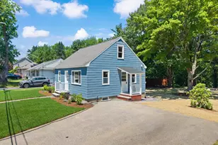 87 St Marie St, Manchester, NH 03102 - Photo 4
