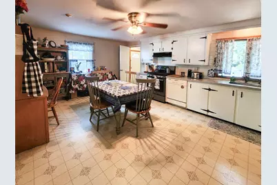 37 Damon Avenue, Nashua, NH 03064 - Photo 8