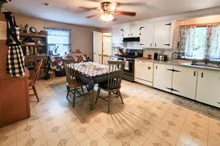 37 Damon Ave, Nashua, NH 03064 - Photo 8