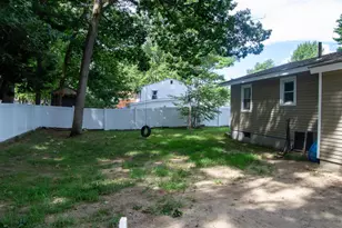 37 Damon Ave, Nashua, NH 03064 - Photo 16