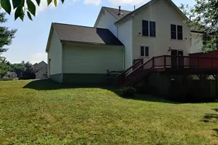 13 Snowdrop Ln, Litchfield, NH 03052 - Photo 4
