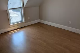 644 Pine St, Manchester, NH 03104 - Photo 20