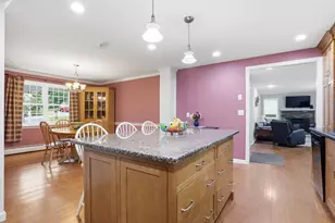 72 Old Farm Rd, Bedford, NH 03110 - Photo 14