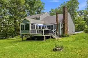 72 Old Farm Rd, Bedford, NH 03110 - Photo 40