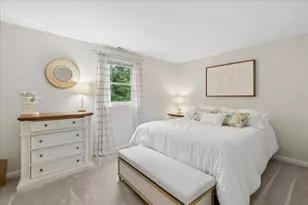 21 Nathaniel Dr, Amherst, NH 03031 - Photo 26