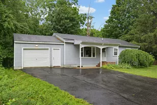 96 St Laurent St, Epping, NH 03042 - Photo 28