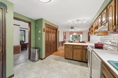 62 Wire Road, Merrimack, NH 03054 - Photo 8