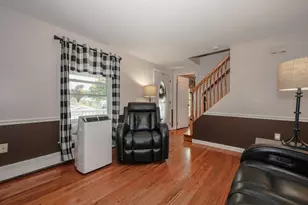 6 Concord Ave, Derry, NH 03038 - Photo 6