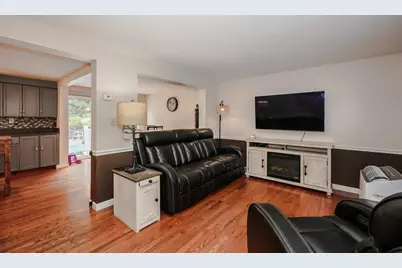 6 Concord Avenue, Derry, NH 03038 - Photo 4