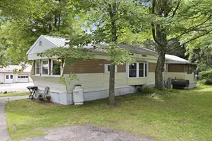 1 Hoover Cir, Loudon, NH 03307 - Photo 2