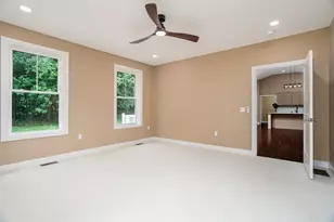 2 Elm St, Westminster, MA 01473 - Photo 20