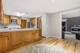 17 Spring Hill Rd, Mont Vernon, NH 03057 - Photo 16
