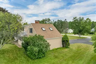 10 Old Mill Dr, Wolfeboro, NH 03894 - Photo 4