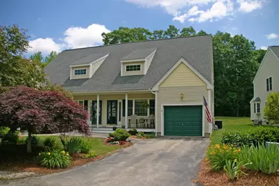 8 Royal Lane #22, Raymond, NH 03077 - Photo 1