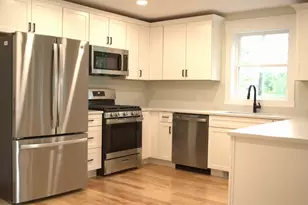 48A Pine St, Bethlehem, NH 03574 - Photo 6