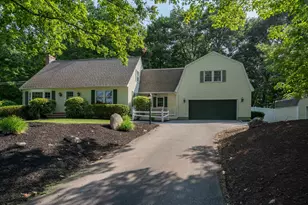 10 Melba Dr, Hudson, NH 03051 - Photo 1