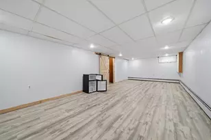 506 Oak St, Manchester, NH 03104 - Photo 26