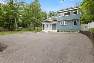 37 Pike St, Nashua, NH 03060 - Photo 44