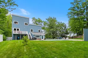 37 Pike St, Nashua, NH 03060 - Photo 36