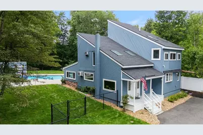 37 Pike Street, Nashua, NH 03060 - Photo 2