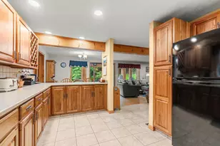 42 Thorndike Rd, Weare, NH 03281 - Photo 20