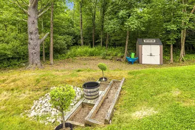 42 Stocklan Circle, Dover, NH 03820 - Photo 8