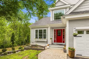 42 Stocklan Cir, Dover, NH 03820 - Photo 4
