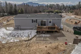307 Jefferson Rd, Whitefield, NH 03598 - Photo 8