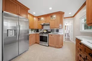 16 Terry St, Nashua, NH 03064 - Photo 12