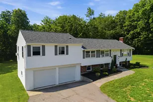 68 Jericho Rd, Pelham, NH 03076 - Photo 1