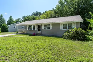 243 Gabrielle St, Manchester, NH 03103 - Photo 1