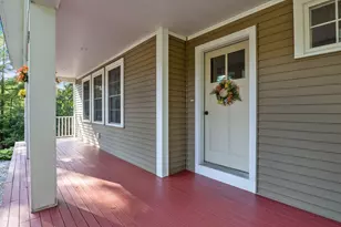 98 Ridgecrest Dr, Greenland, NH 03840 - Photo 4