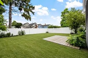98 Vine St, Nashua, NH 03060 - Photo 4
