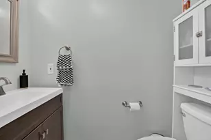 256 Stonebridge Dr, Nashua, NH 03063 - Photo 12
