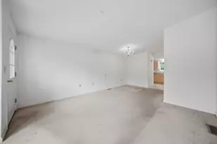 15 Rainbow Dr, Londonderry, NH 03053 - Photo 14
