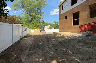 38 Bell St, Nashua, NH 03064 - Photo 6