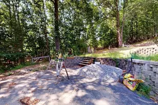 171 N Amherst Rd, Bedford, NH 03110 - Photo 58