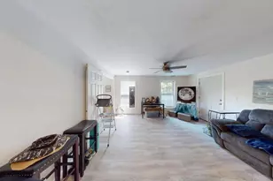 171 N Amherst Rd, Bedford, NH 03110 - Photo 8