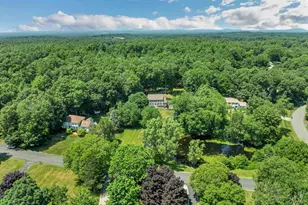 47 White Plains Ave, Londonderry, NH 03053 - Photo 8
