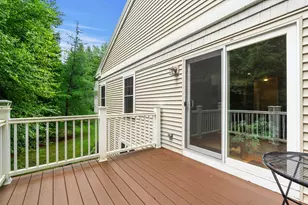 32 Birch Cir, Brentwood, NH 03833 - Photo 10