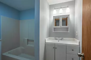 41 Lund Dr, Hudson, NH 03051 - Photo 22