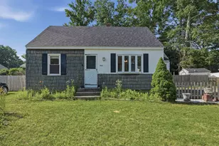 40 Theresa Ct, Manchester, NH 03103 - Photo 1