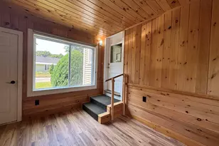 4 Wayne Ave, Claremont, NH 03743 - Photo 6