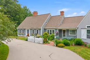428 Clark Hill Rd, New Boston, NH 03070 - Photo 2