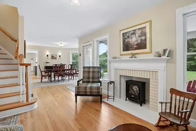 7 King James Drive, Londonderry, NH 03053 - Photo 10